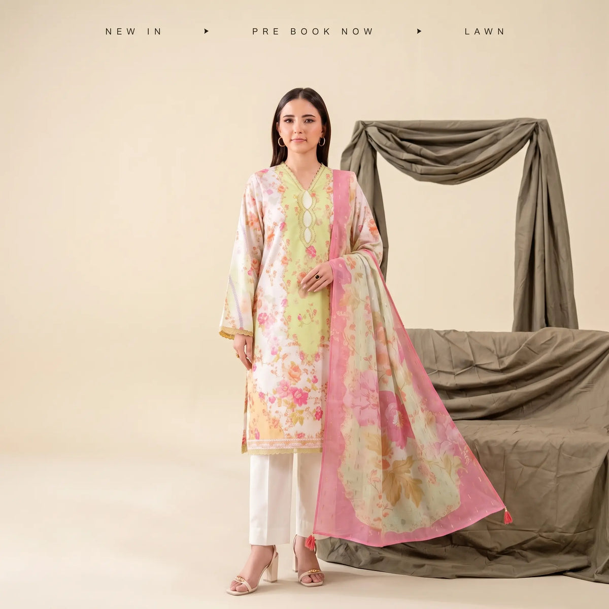 3 Piece Gull Jee Unstitched Printed Lawn Suit – Off-white Color